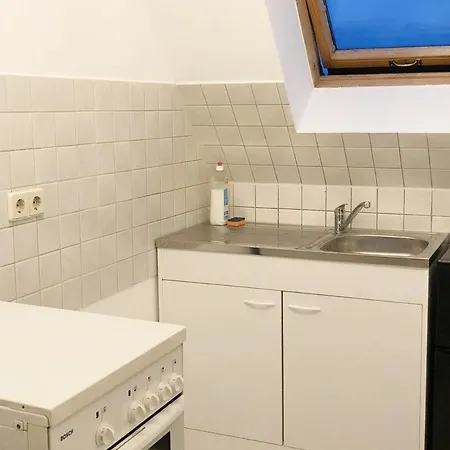 Flat For 6,best Price For Month, For Workers Apartment *