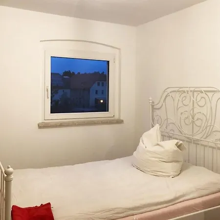 Flat For 6,best Price For Month, For Workers *