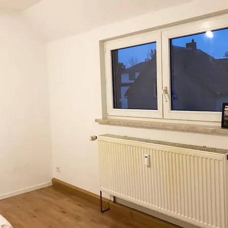 Flat For 6,best Price For Month, For Workers *
