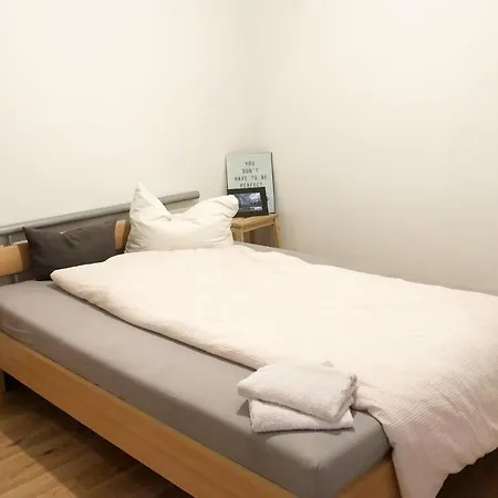 Flat For 6,best Price For Month, For Workers