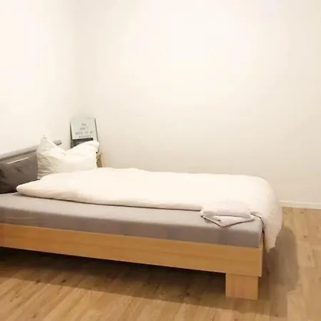 Flat For 6,best Price For Month, For Workers *
