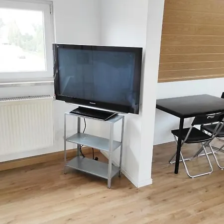 Apartment Flat For 6,best Price For Month, For Workers Elsteraue