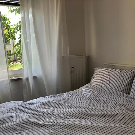 Flat For 6,best Price For Month, For Workers * Elsteraue