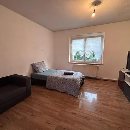 Flat For 6,best Price For Month, For Workers Apartament Elsteraue