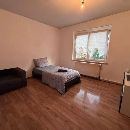 Appartement Flat For 6,best Price For Month, For Workers Elsteraue