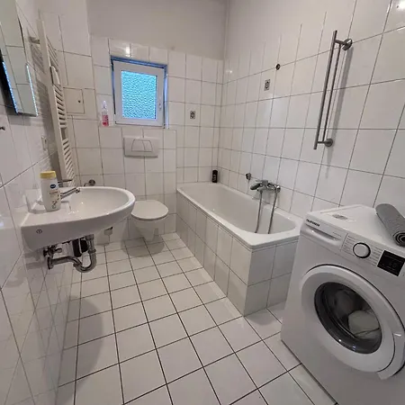 Appartement Flat For 6,best Price For Month, For Workers Elsteraue
