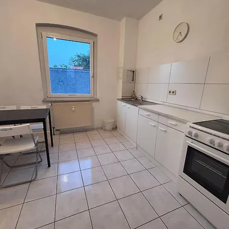 Flat For 6,best Price For Month, For Workers