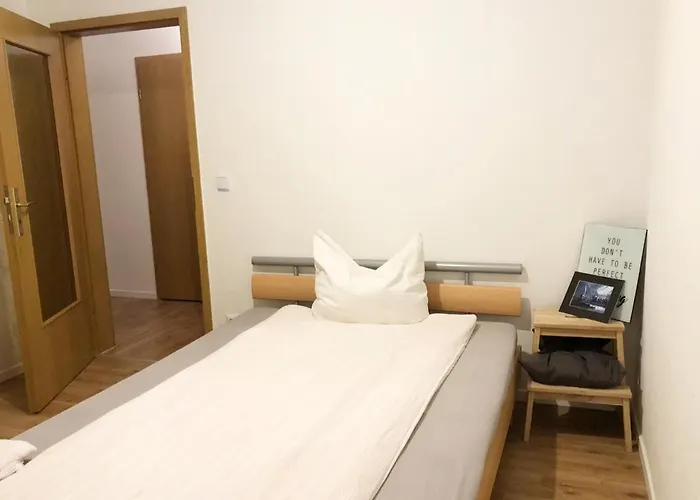 Flat For 6,best Price For Month, For Workers Lägenhet Elsteraue