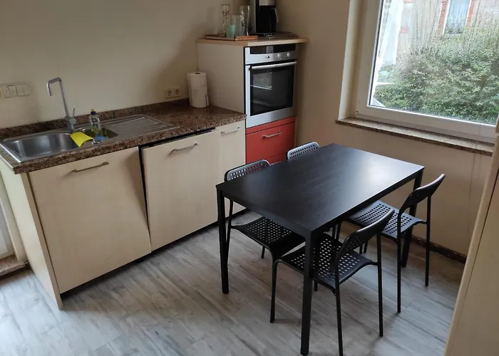Flat For 6,best Price For Month, For Workers Lägenhet *