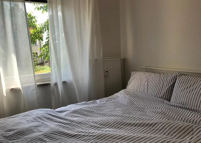 Flat For 6,best Price For Month, For Workers * Elsteraue