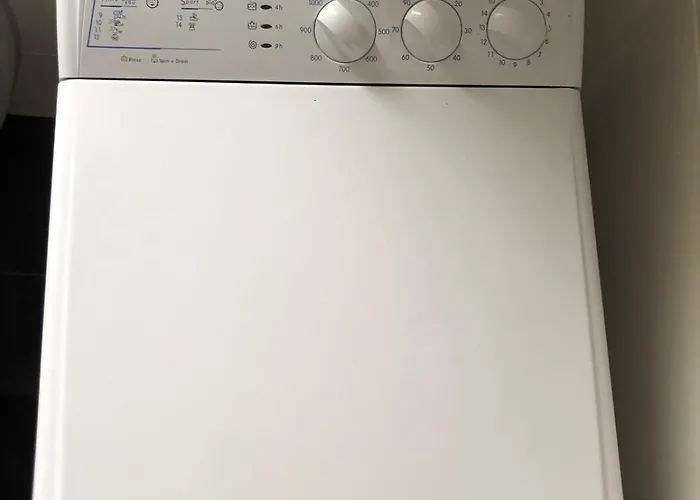 Flat For 6,best Price For Month, For Workers *