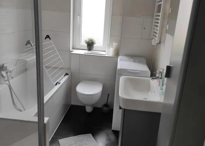 Lägenhet Flat For 6,best Price For Month, For Workers Elsteraue