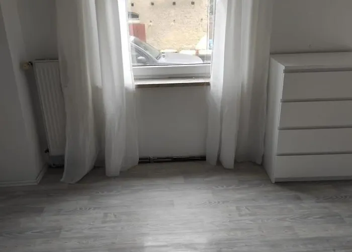 Flat For 6,best Price For Month, For Workers Lägenhet