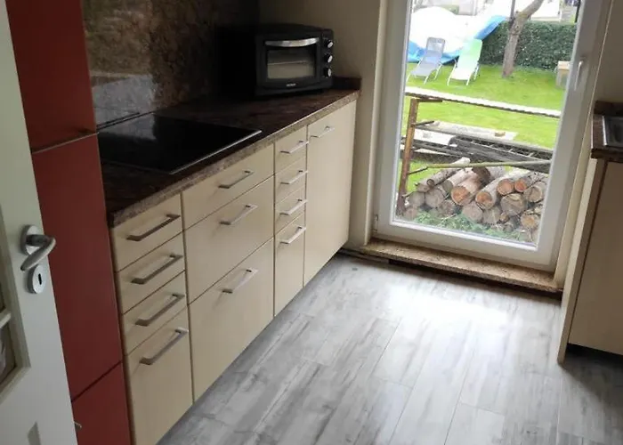 Flat For 6,best Price For Month, For Workers