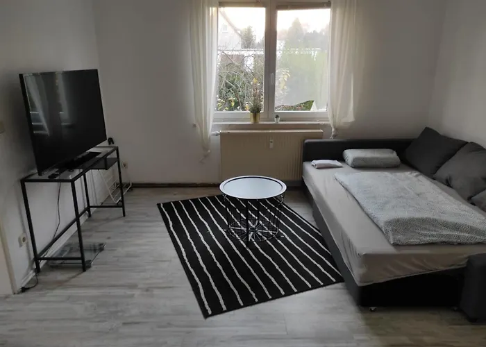Flat For 6,best Price For Month, For Workers Lägenhet Elsteraue