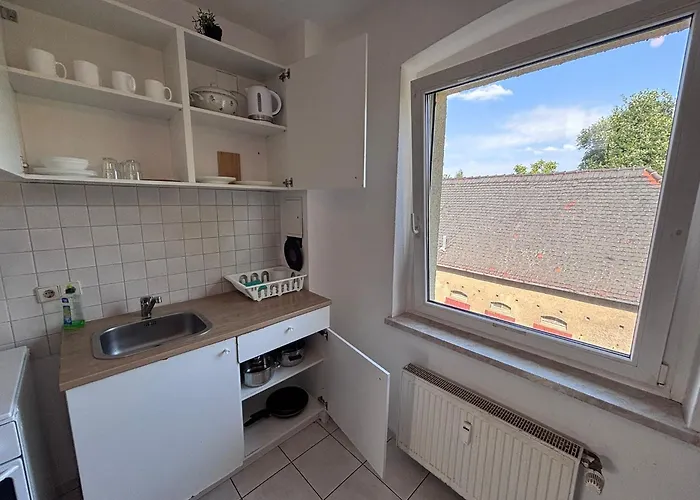 Flat For 6,best Price For Month, For Workers Lägenhet Elsteraue