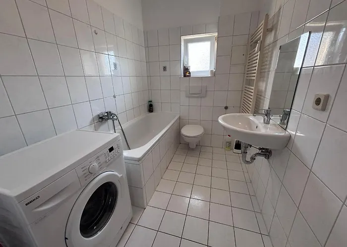 Lägenhet Flat For 6,best Price For Month, For Workers Elsteraue