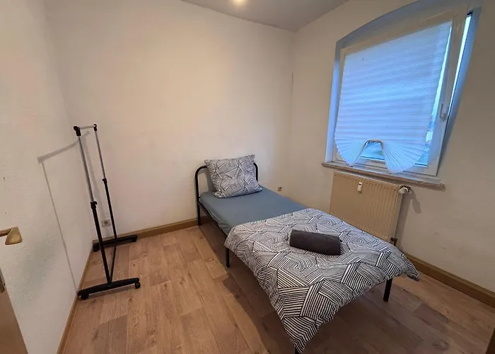 Flat For 6,best Price For Month, For Workers