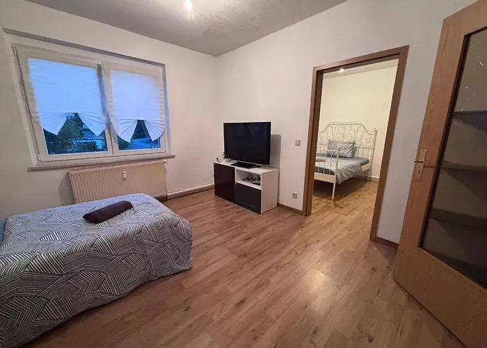 Flat For 6,best Price For Month, For Workers *