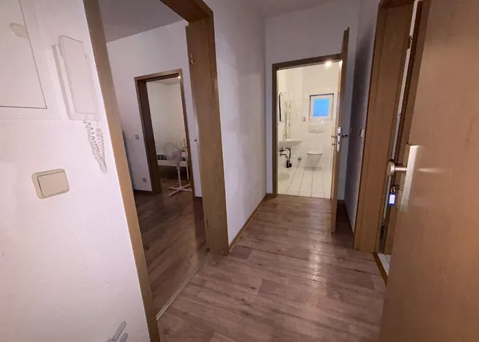 Flat For 6,best Price For Month, For Workers Lägenhet